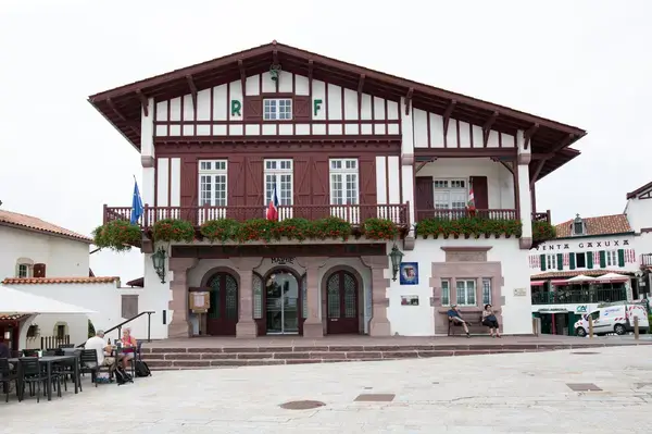 Monte Escalier Solution Monte escalier Bidart