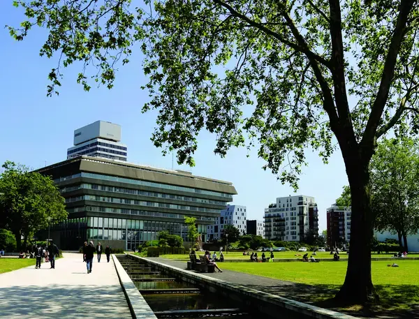 Monte Escalier Solution Monte escalier Cergy