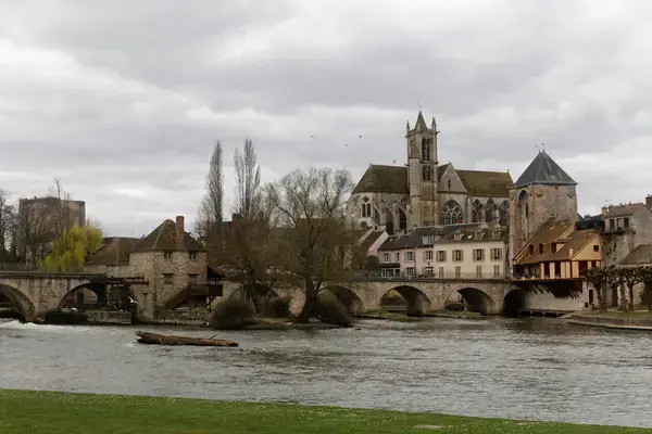 Monte Escalier Solution Monte escalier Moret-Loing-et-Orvanne